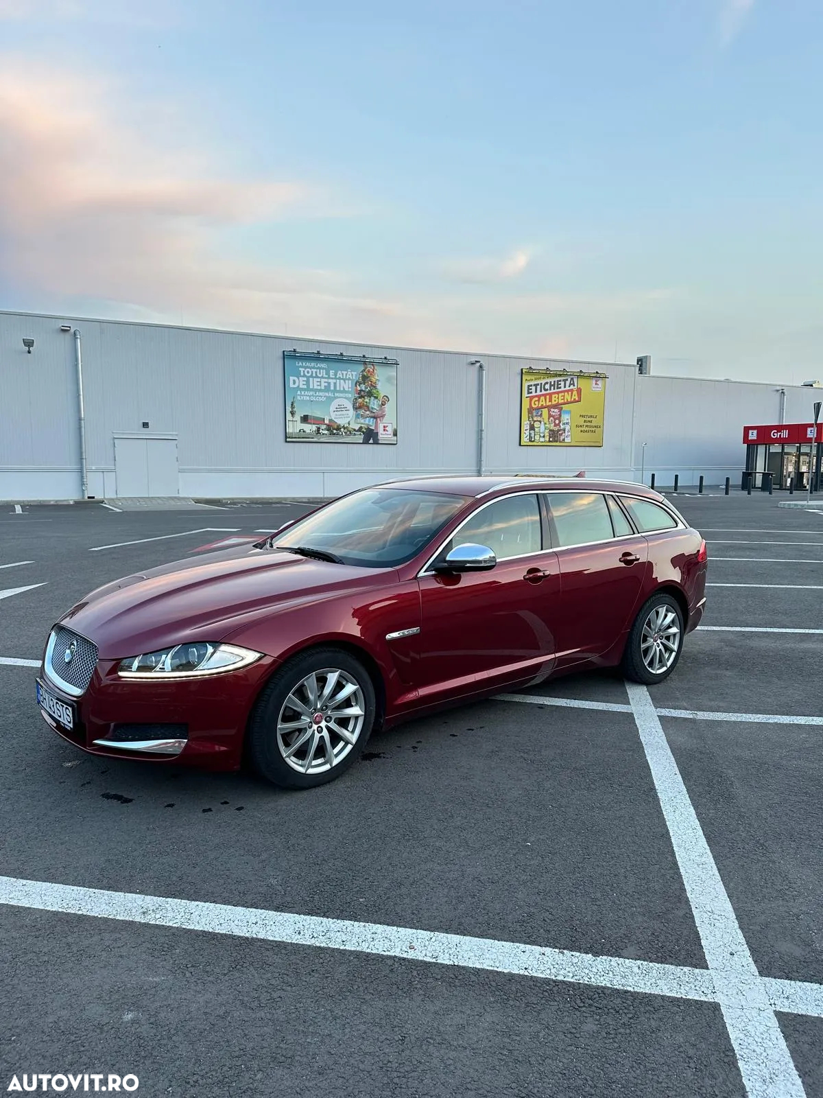 Jaguar XF 2.2 Diesel Sportbrake - 14