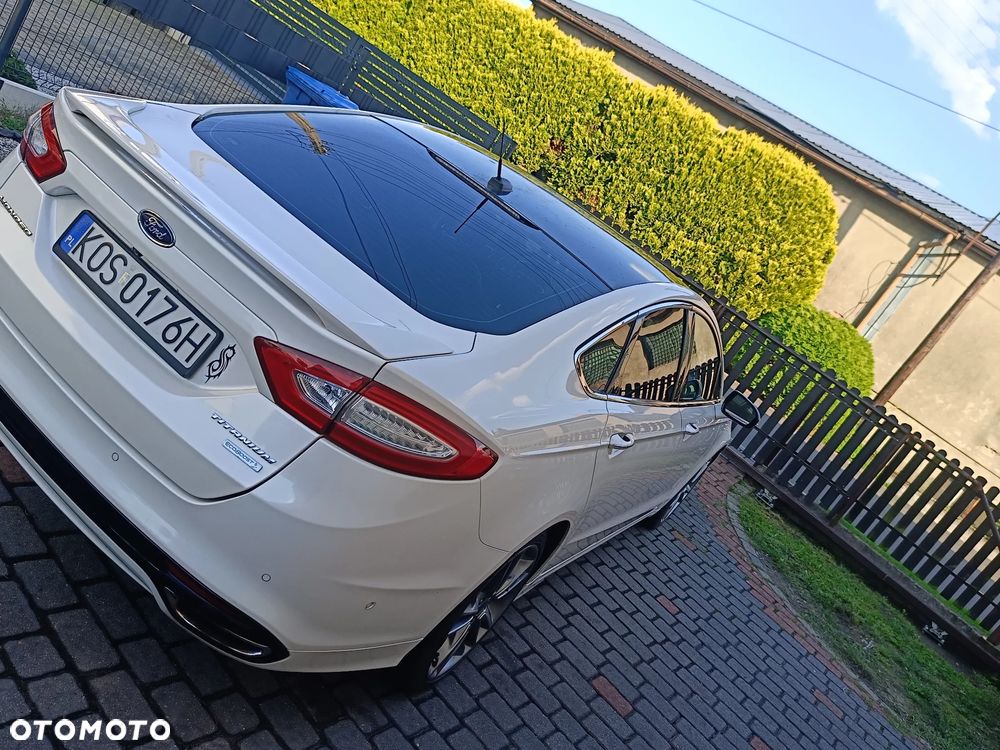 Ford Fusion - 12