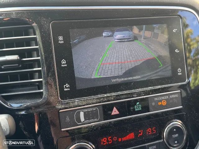 Mitsubishi Outlander 2.0 Kaiteki CVT - 3