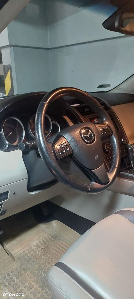 Mazda CX-9 3.7 V6 - 4
