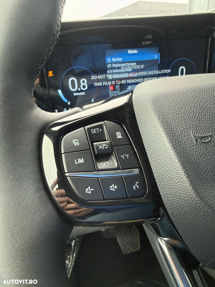 Ford Tourneo Custom - 15