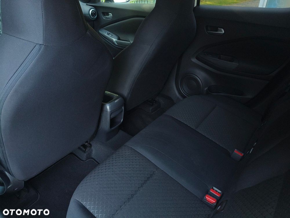 Nissan Juke 1.0 DIG-T N-Connecta DCT - 27