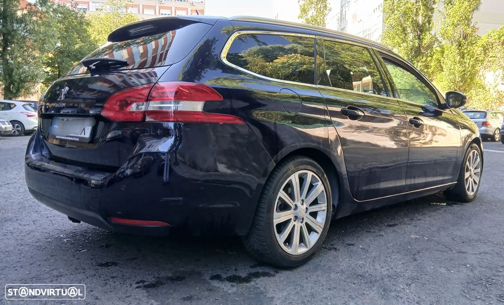 Peugeot 308 SW PureTech 110 Stop & Start Allure - 4