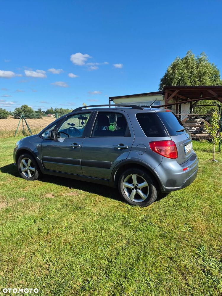 Suzuki Sx4 2007 photo 4