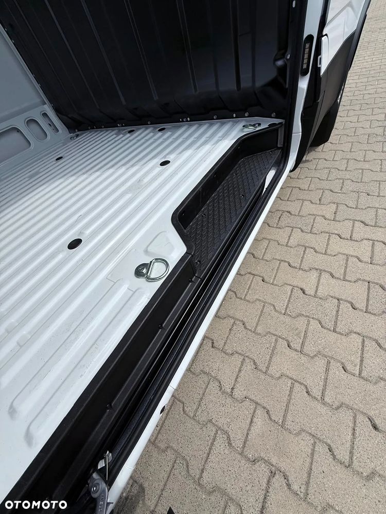 Iveco 35S18A8HV Automat MAXI L4H2 OKAZJA ! - 14