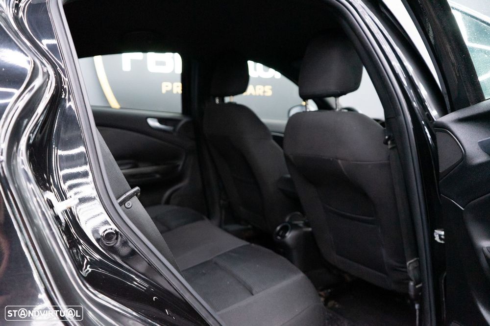 Alfa Romeo Giulietta 1.6 JTDM Veloce - 30