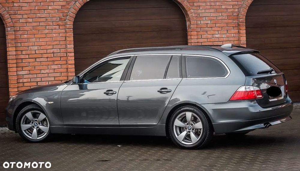 BMW Seria 5 525i - 7