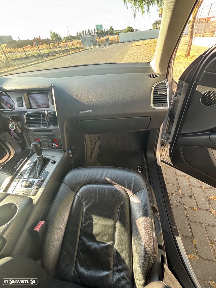 Audi Q7 3.0 TDI Tiptronic - 23