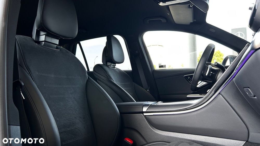 Mercedes-Benz GLC 220 d mHEV 4-Matic AMG Line - 24