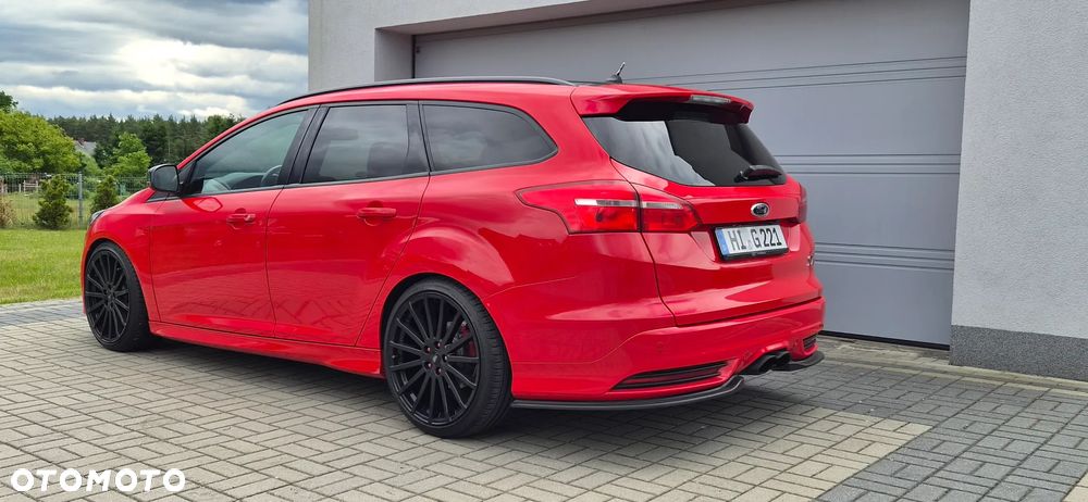 Ford Focus 2.0 EcoBoost ST mit Leder-Exclusiv-Paket - 13
