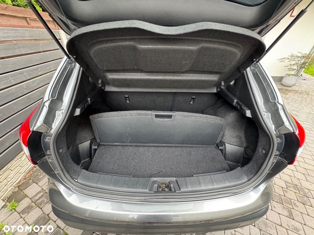 Nissan Qashqai 1.2 DIG-T N-Connecta - 40