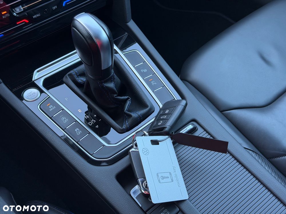 Volkswagen Arteon 2.0 TSI 4Motion R DSG - 33