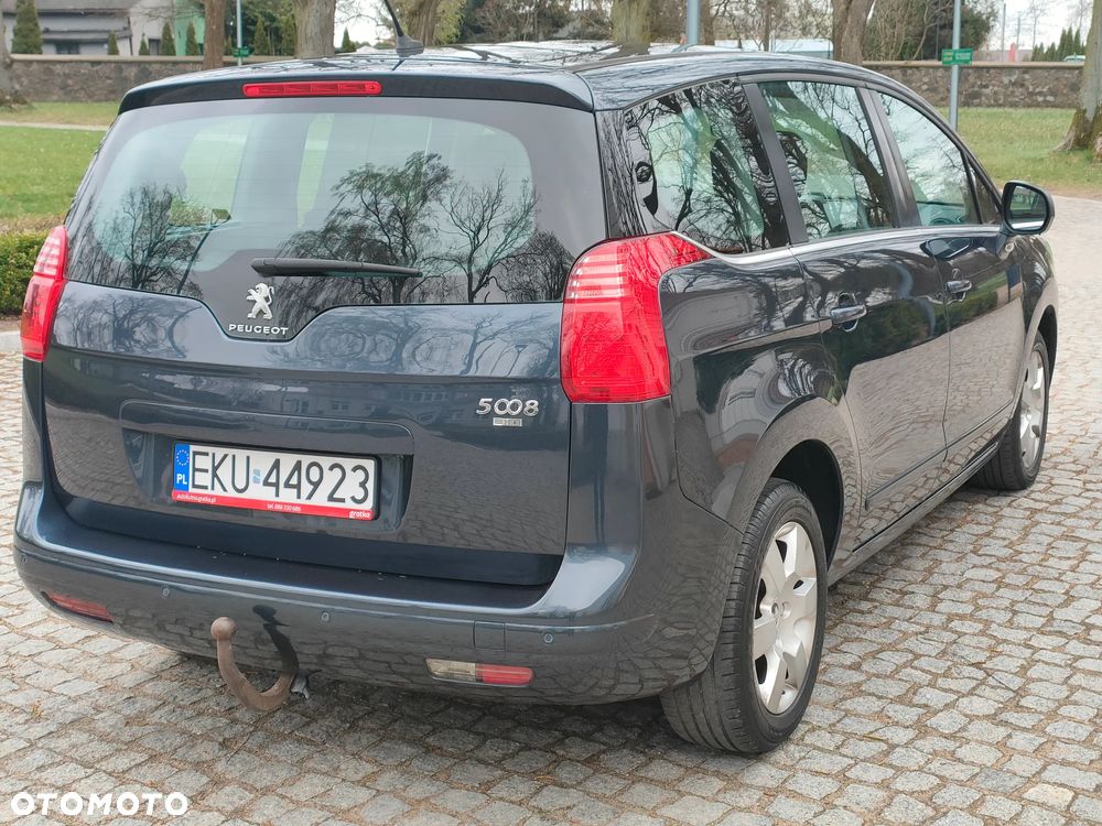 Peugeot 5008 - 9