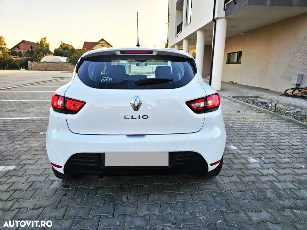 Renault Clio (Energy) dCi 90 Start & Stop INTENS - 10