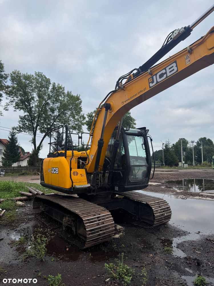 JCB JS131 - 1
