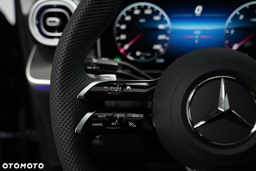 Mercedes-Benz GLC 220 d mHEV 4-Matic AMG Line - 16
