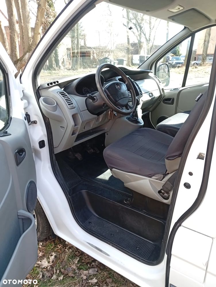 Opel Vivaro - 5