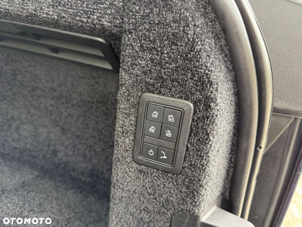 Land Rover Range Rover - 32