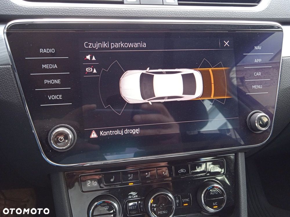 Skoda Superb 1.5 TSI Ambition DSG - 28