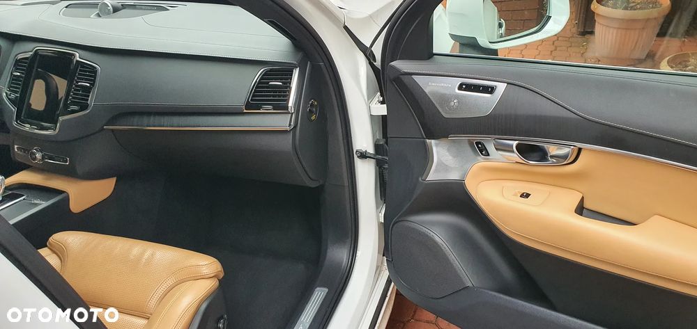 Volvo XC 90 B5 D AWD Inscription - 22