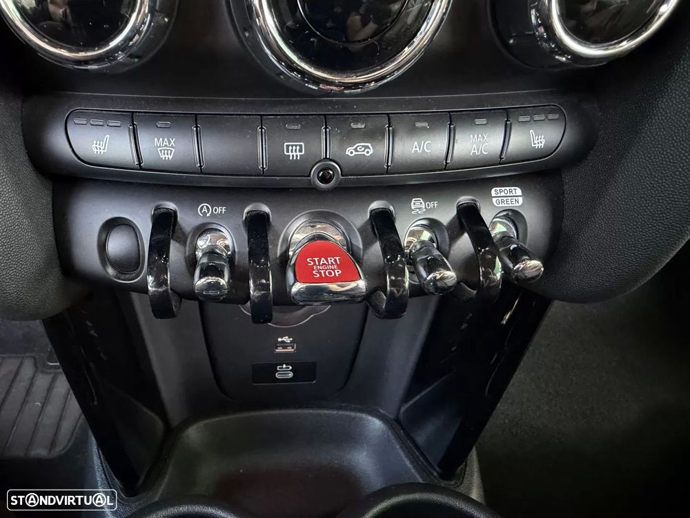 MINI 3 Portas Cooper Sport Edition Auto - 15
