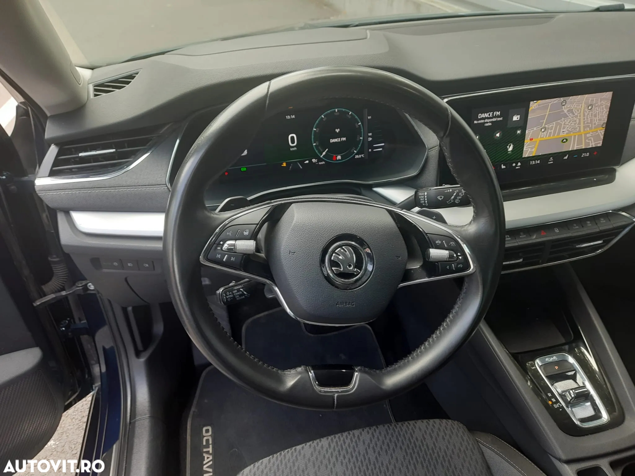 Skoda Octavia 2.0 TDI DSG 4X4 Style - 12