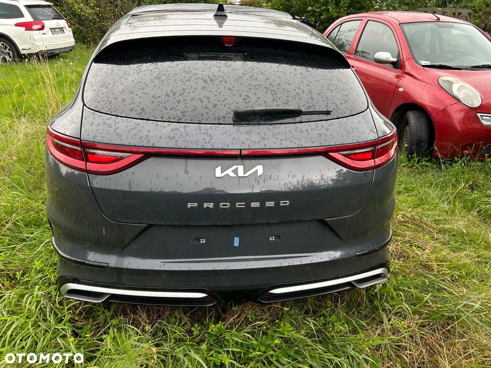 Kia ProCeed - 6