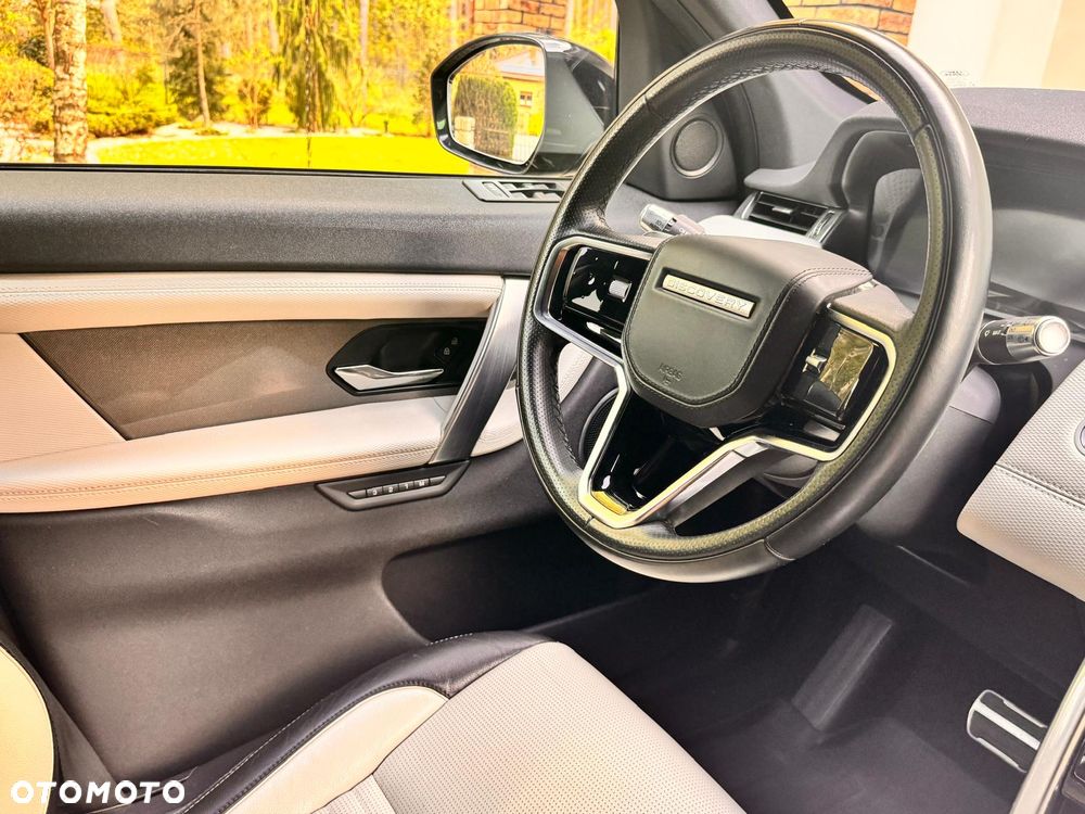 Land Rover Discovery Sport - 10