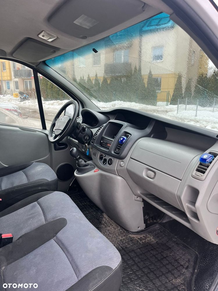 Renault Trafic - 6