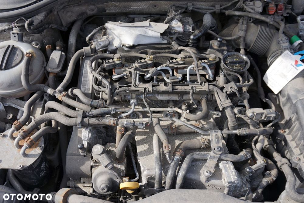 SILNIK KOMPLETNY OCTAVIA III 5E3 1.6 TDI 105KM CLHA 04L100031A SKODA 2012-2016 - 1