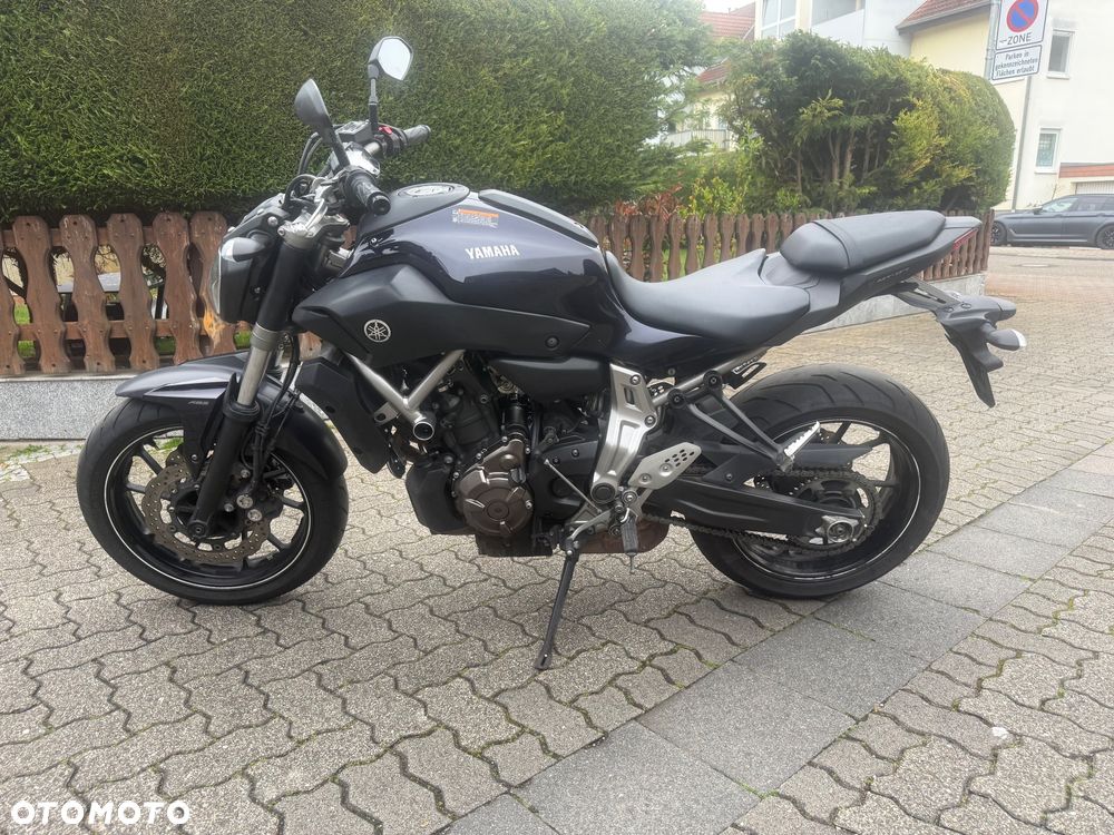 Yamaha MT - 2