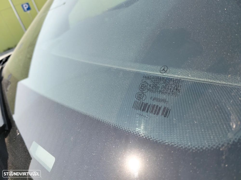 Mercedes-Benz E 250 CDI Avantgarde BlueEfficiency Auto. - 26