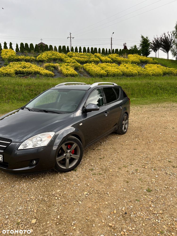 Kia Ceed Cee'd 1.6 Comfort + - 2