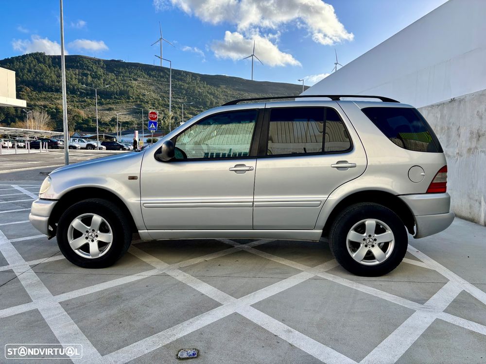 Mercedes-Benz ML 270 - 12