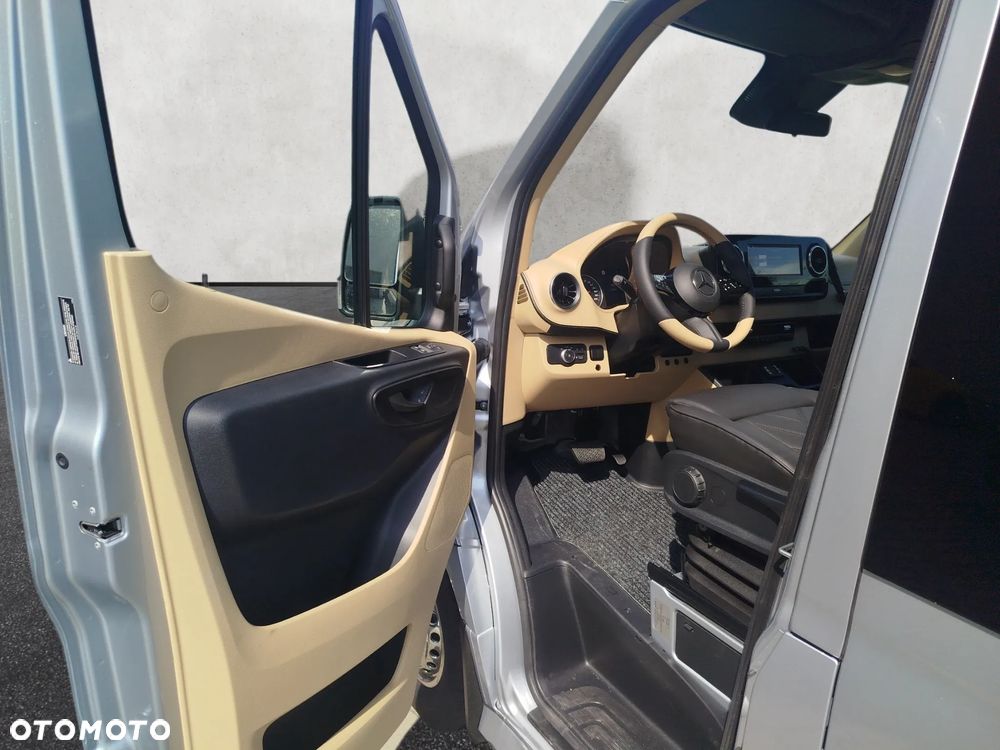 Mercedes-Benz Sprinter 519 CDI - 10