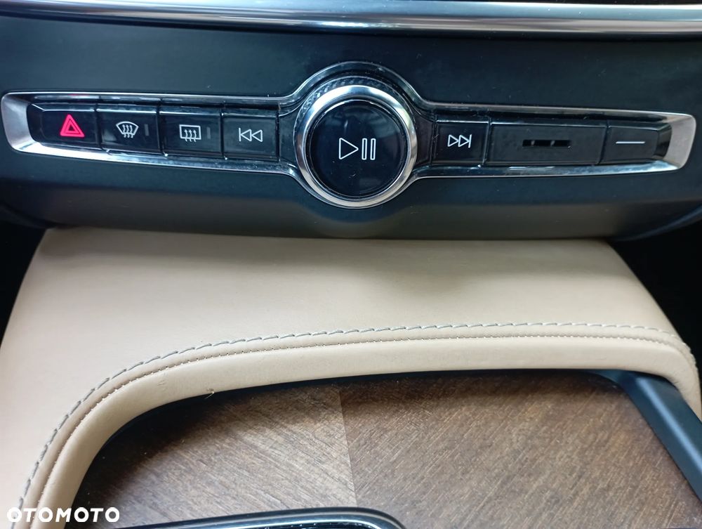 Volvo S90 T5 Inscription - 26
