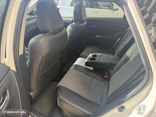 Toyota Auris Touring Sports 1.8 HSD Exclusive+TSS - 11