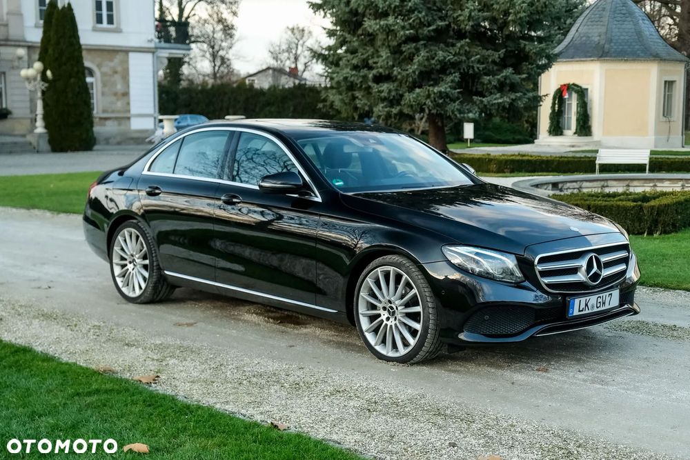 Mercedes-Benz Klasa E 220 d 9G-TRONIC - 1