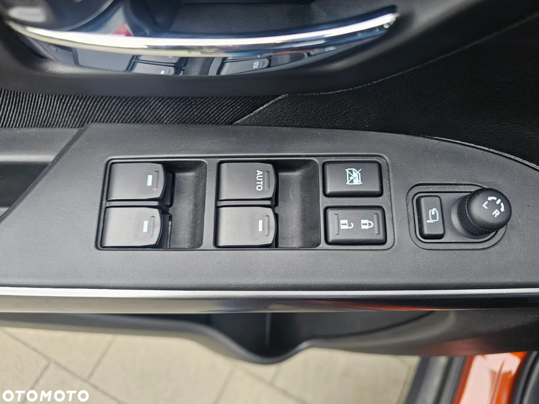 Suzuki SX4 S-Cross 1.5 DualJet Hybrid Premium AGS - 12