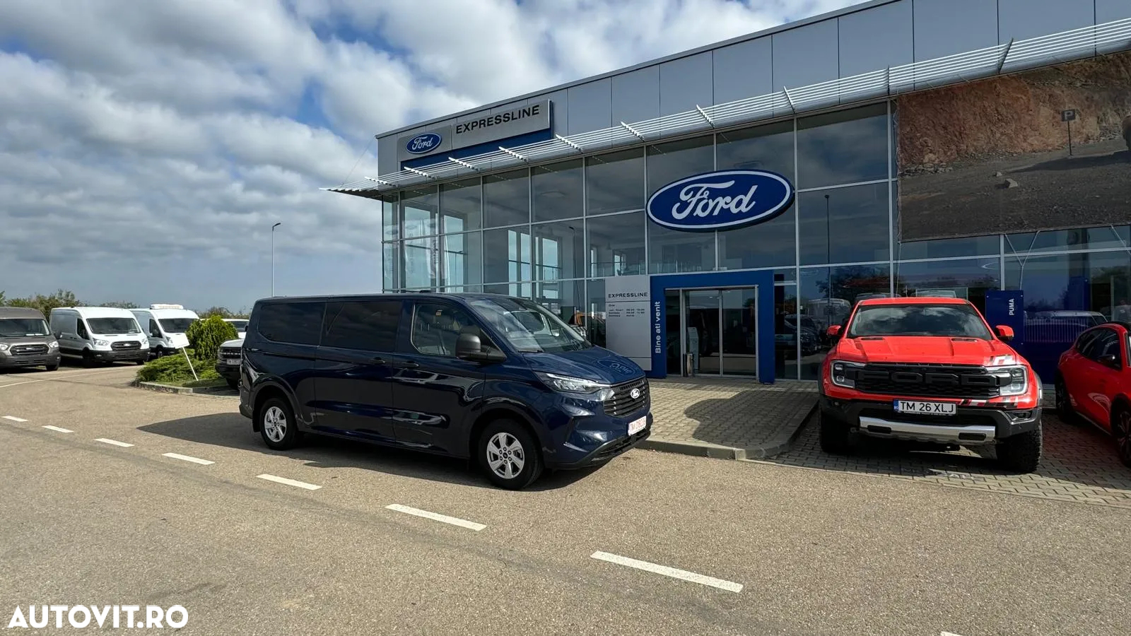 Ford Transit Custom Kombi 320 2.0 EcoBlue 170 CP L2H1 Trend Aut. - 2