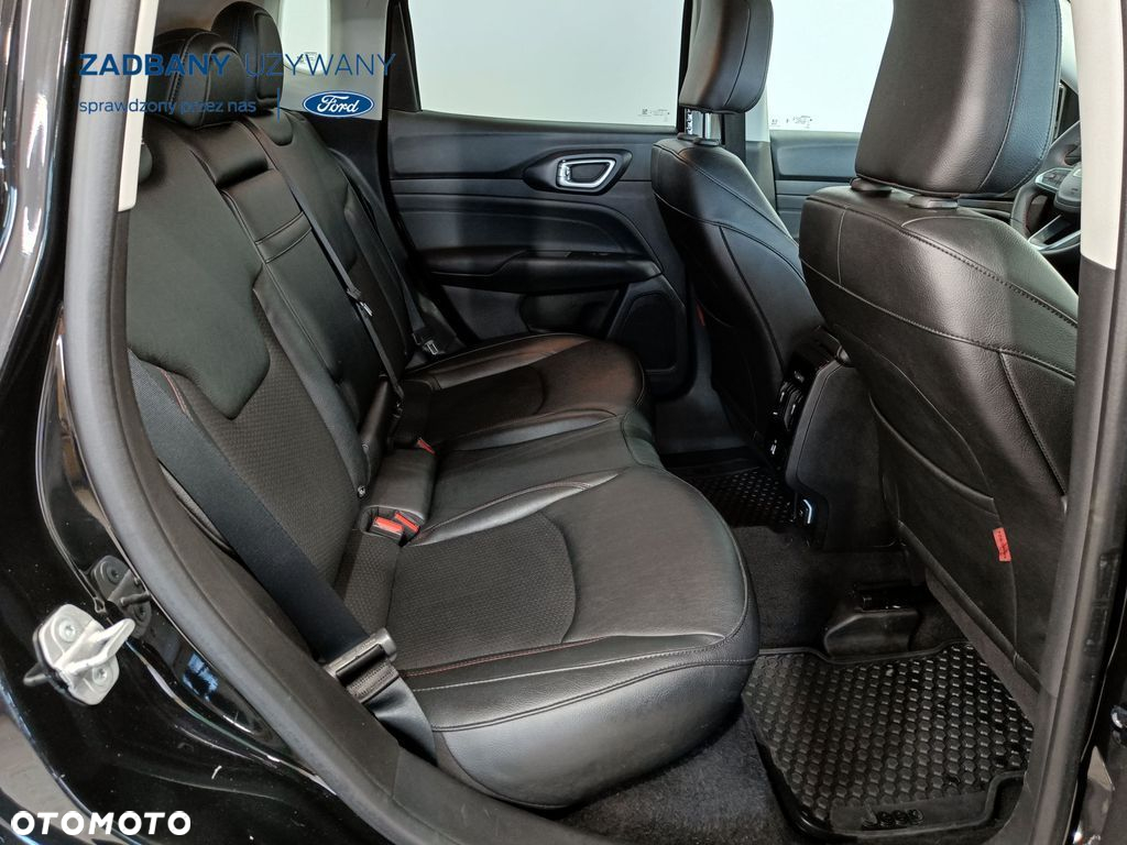 Jeep Compass 1.3 T4 4xe PLUG-IN HYBRID Automatik Trailhawk - 25