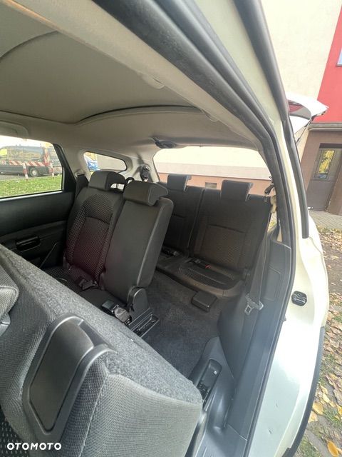 Nissan Qashqai+2 - 13