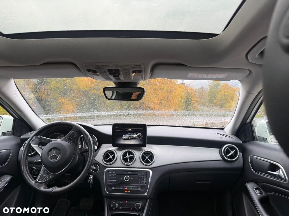 Mercedes-Benz GLA 200 (CDI) d 4Matic 7G-DCT - 12