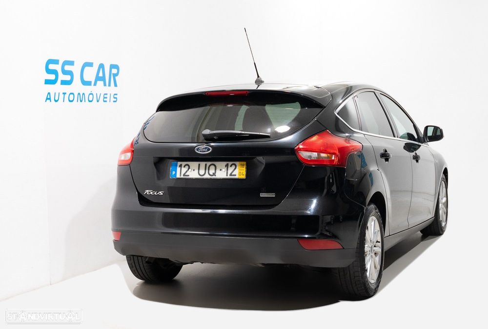 Ford Focus 1.0 EcoBoost Titanium - 3