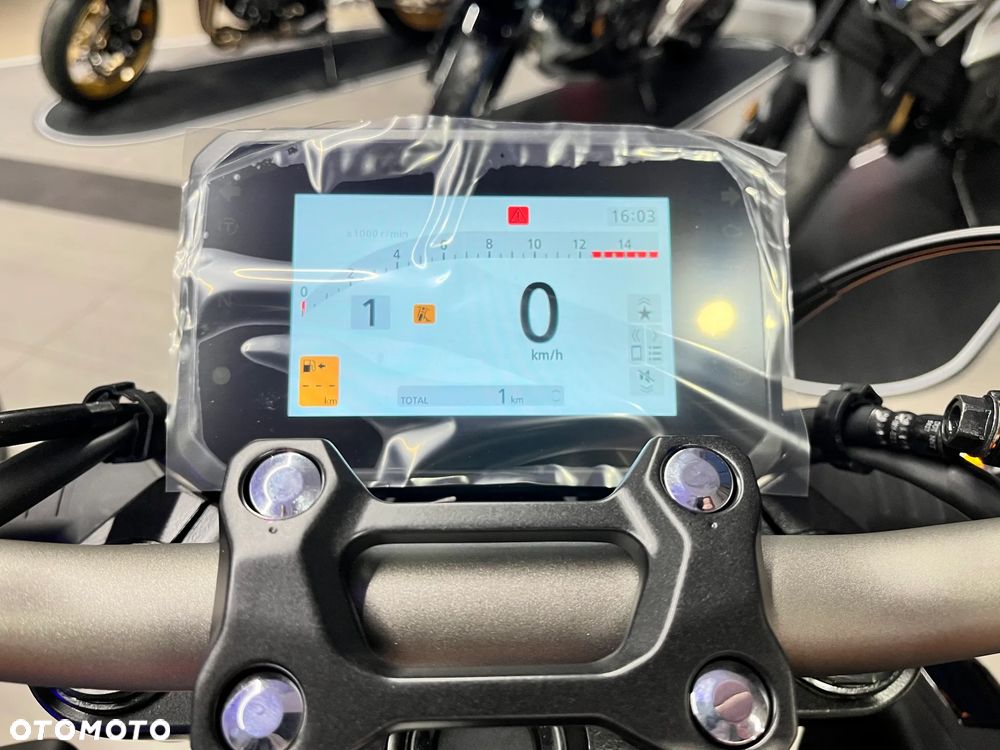 Honda CB - 9