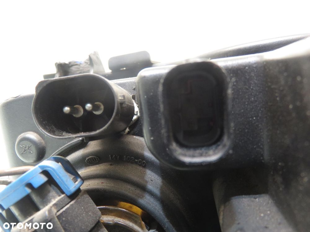 LAMPA PRAWA PRZEDNIA BMW E39 XENON 5DV00776029 - 6