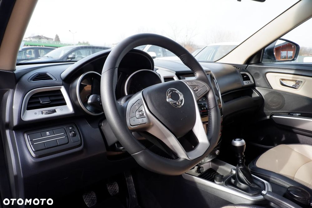 SsangYong/KGM Tivoli e-XDi 160 2WD Sapphire - 23