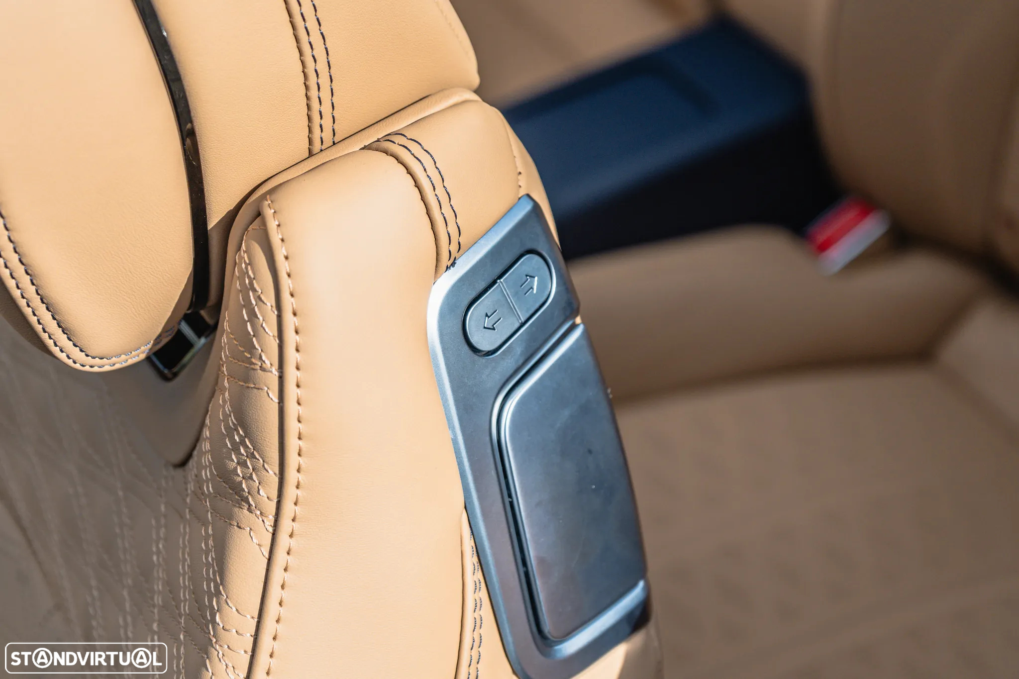 Bentley Continental GTC 4.0 Hybrid Speed - 27
