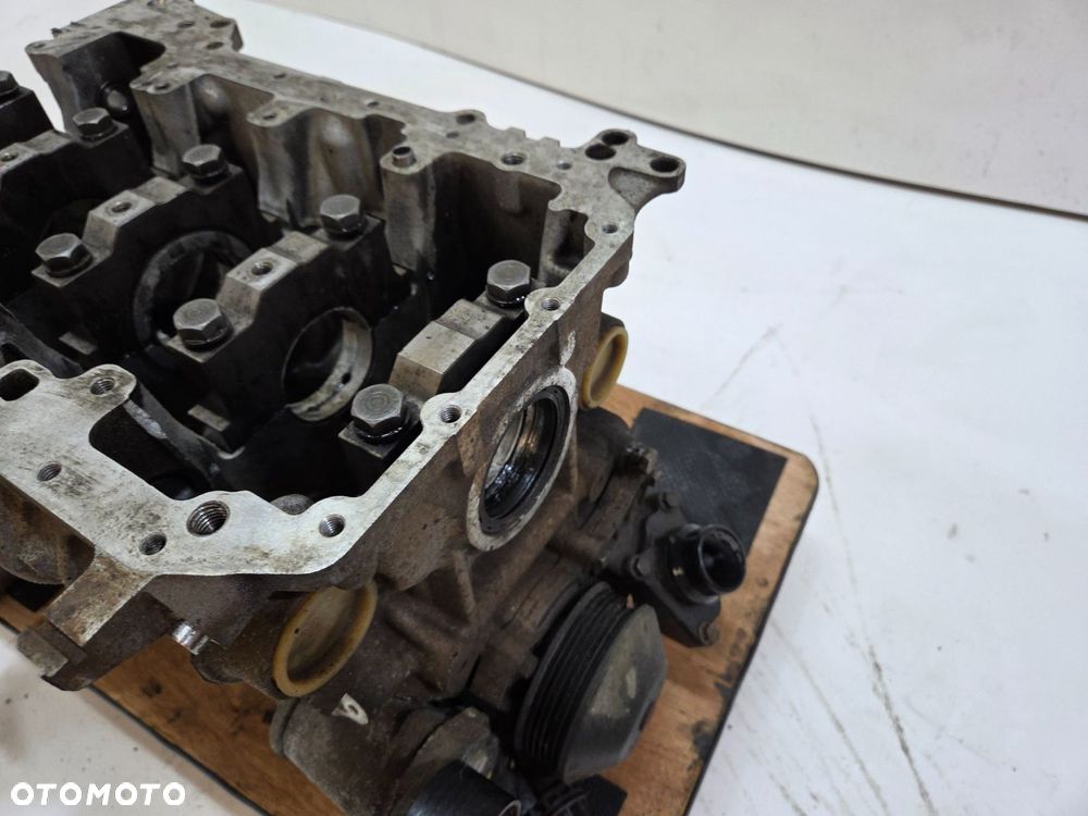BLOK SILNIKA BMW X3 E83 N47D20C 7811138 - 8