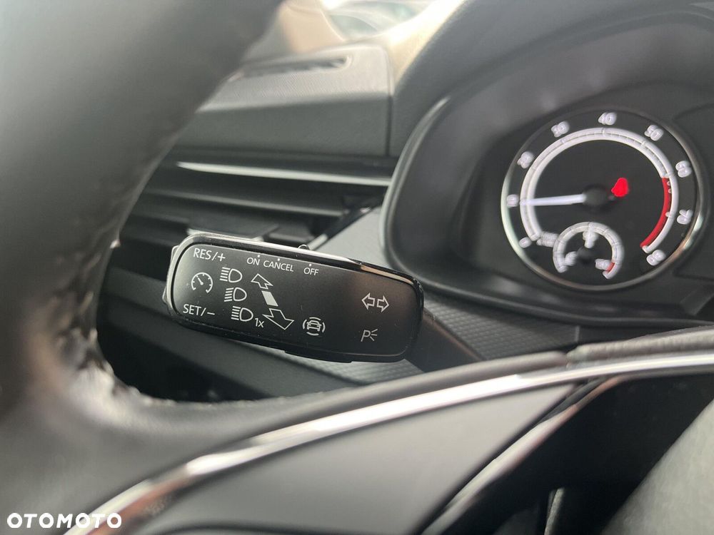 Skoda Kamiq 1.0 TSI Ambition DSG - 15